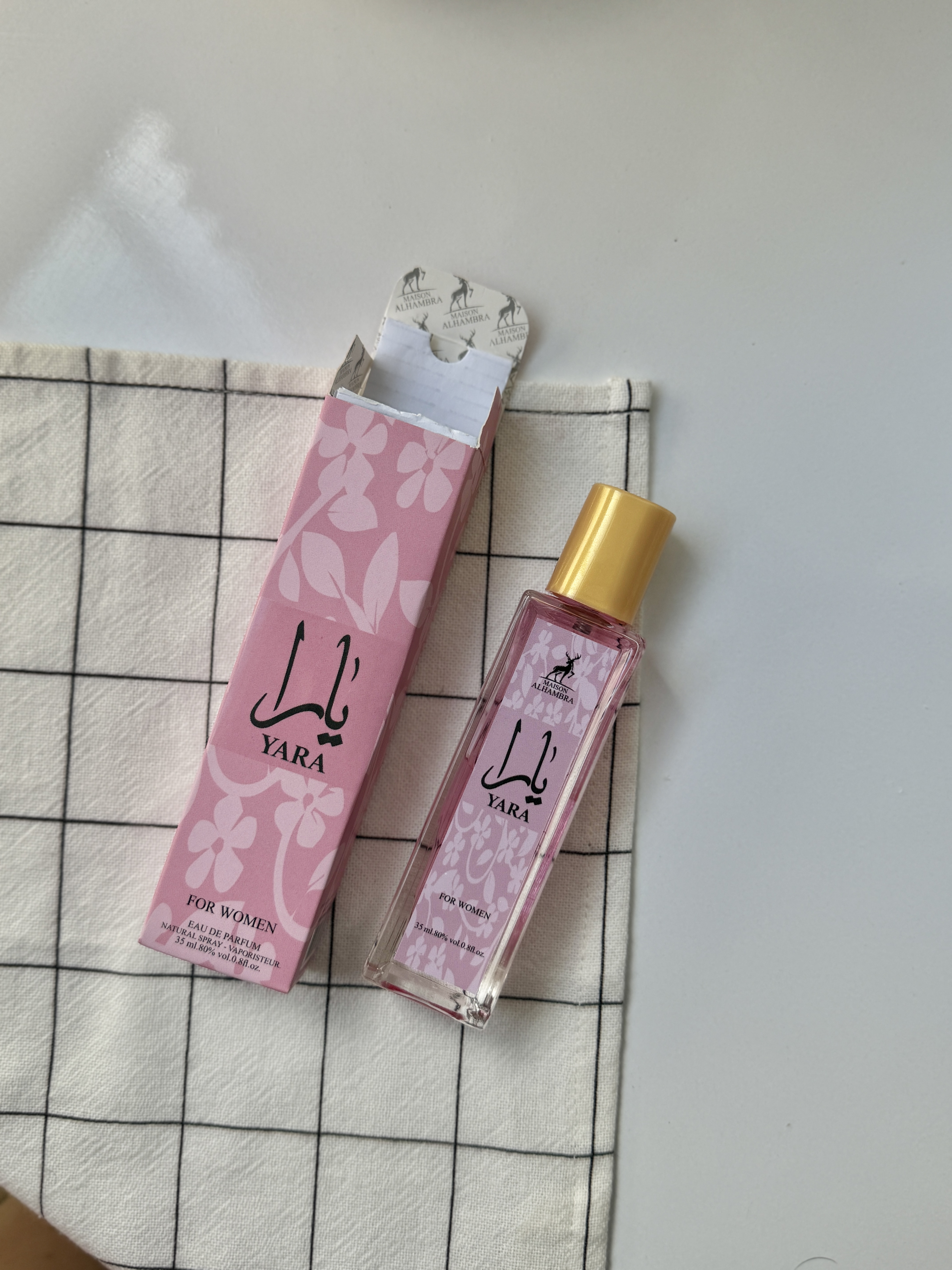 عطر ادکلن یارا صورتی ۳۵ میل اقتصادی