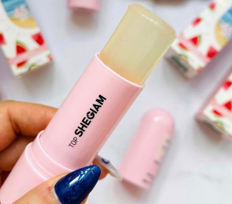 ضد آفتاب استیکی شیگلم Sheglam حاوی SPF45 🍉